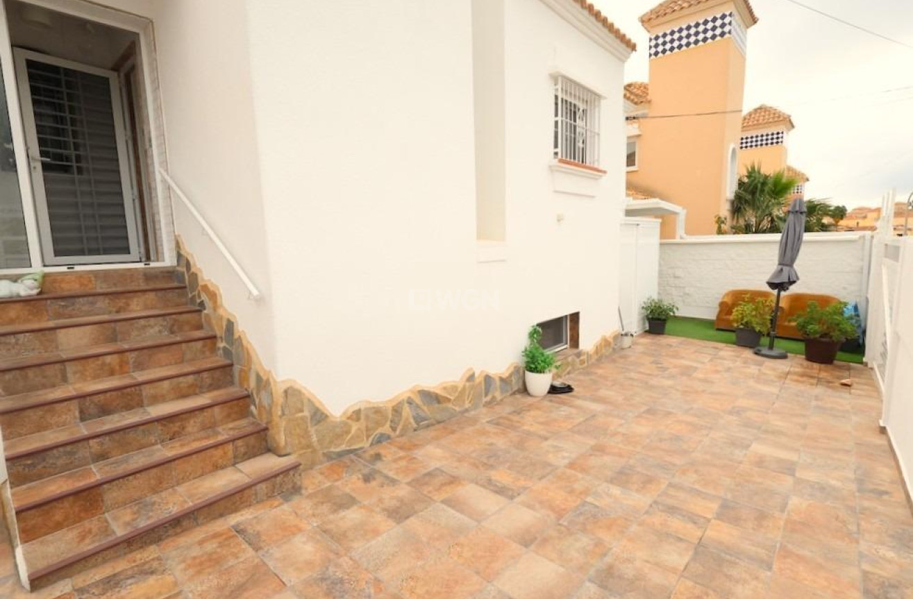 Reventa - Villa - San Miguel de Salinas - Inland