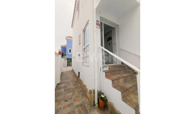 Reventa - Villa - San Miguel de Salinas - Inland