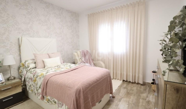 Reventa - Villa - San Miguel de Salinas - Inland