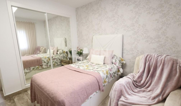 Reventa - Villa - San Miguel de Salinas - Inland