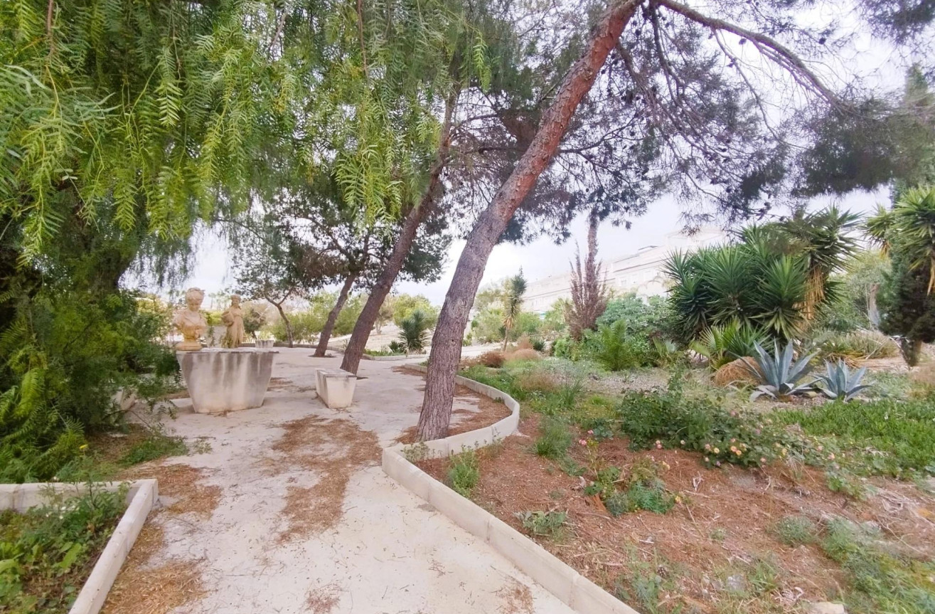 Reventa - Villa - San Miguel de Salinas - Inland