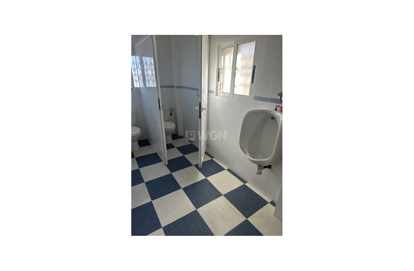 Reventa - Comercial - Las Fillipinas