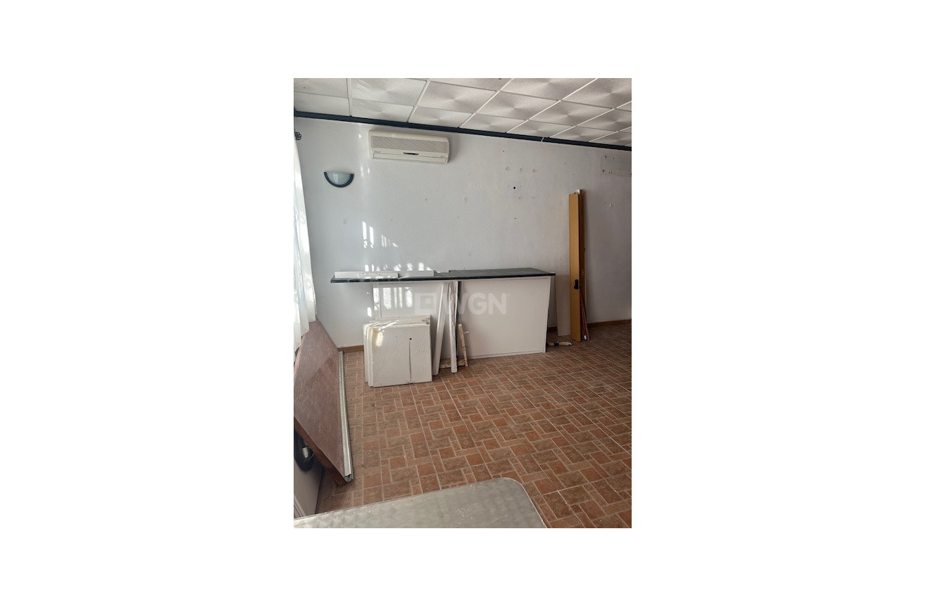 Reventa - Comercial - Las Fillipinas