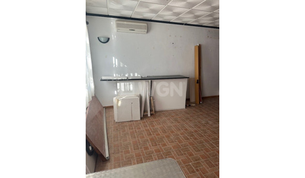 Reventa - Comercial - Las Fillipinas