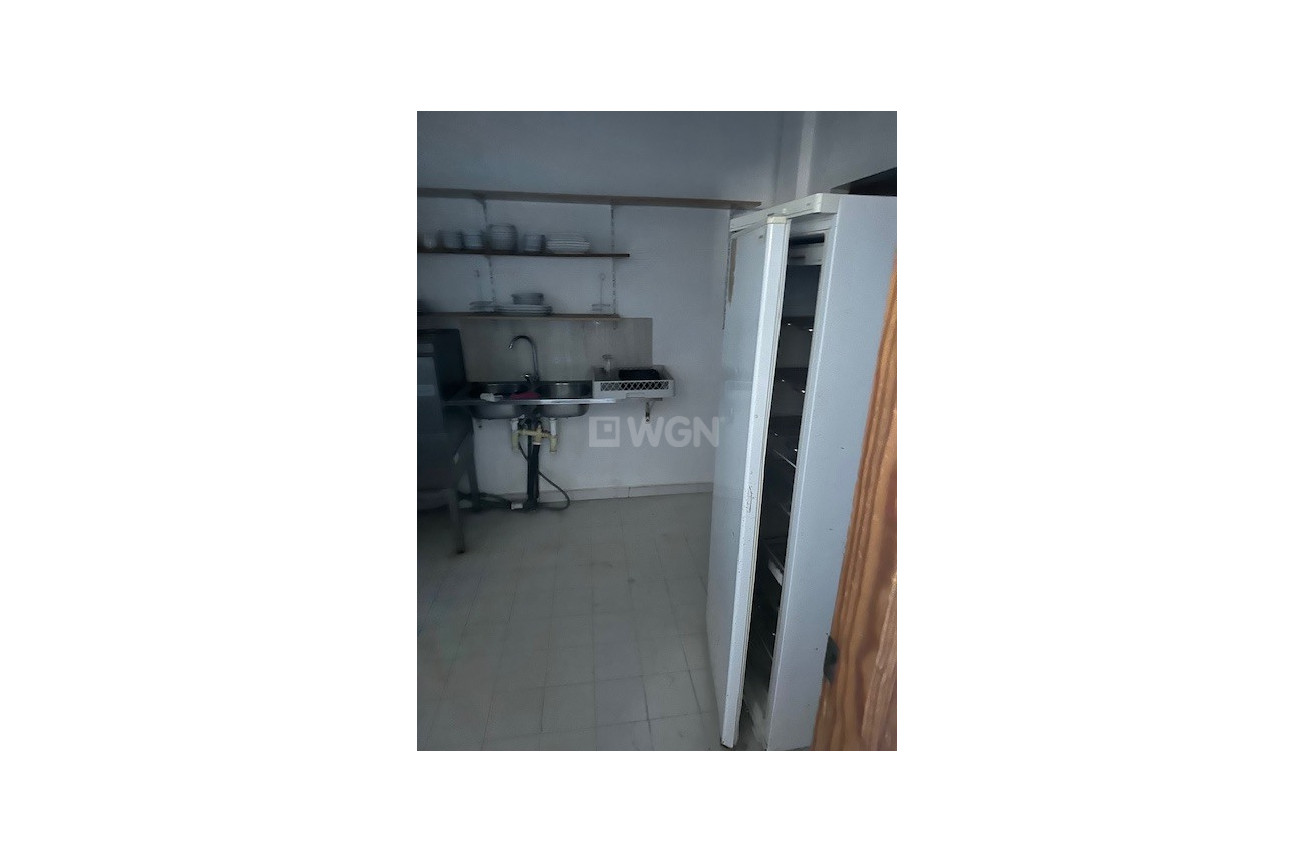 Reventa - Comercial - Las Fillipinas