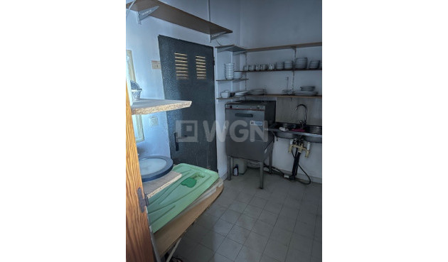 Reventa - Comercial - Las Fillipinas