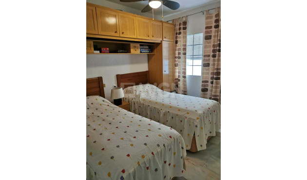 Odsprzedaż - Daszek - Torrevieja - Playa de los Locos