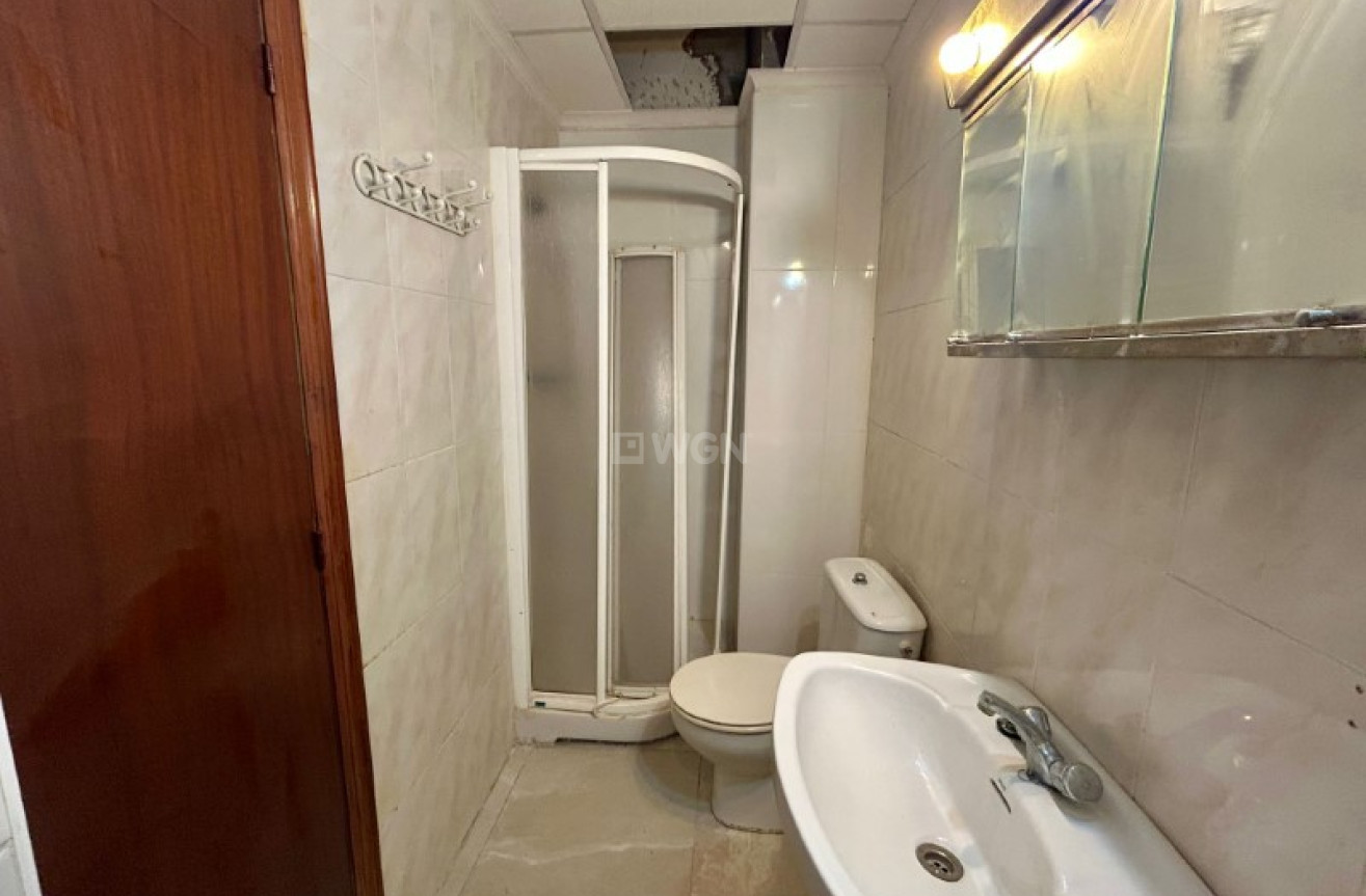 Resale - Apartment / flat - Torrevieja - Costa Blanca