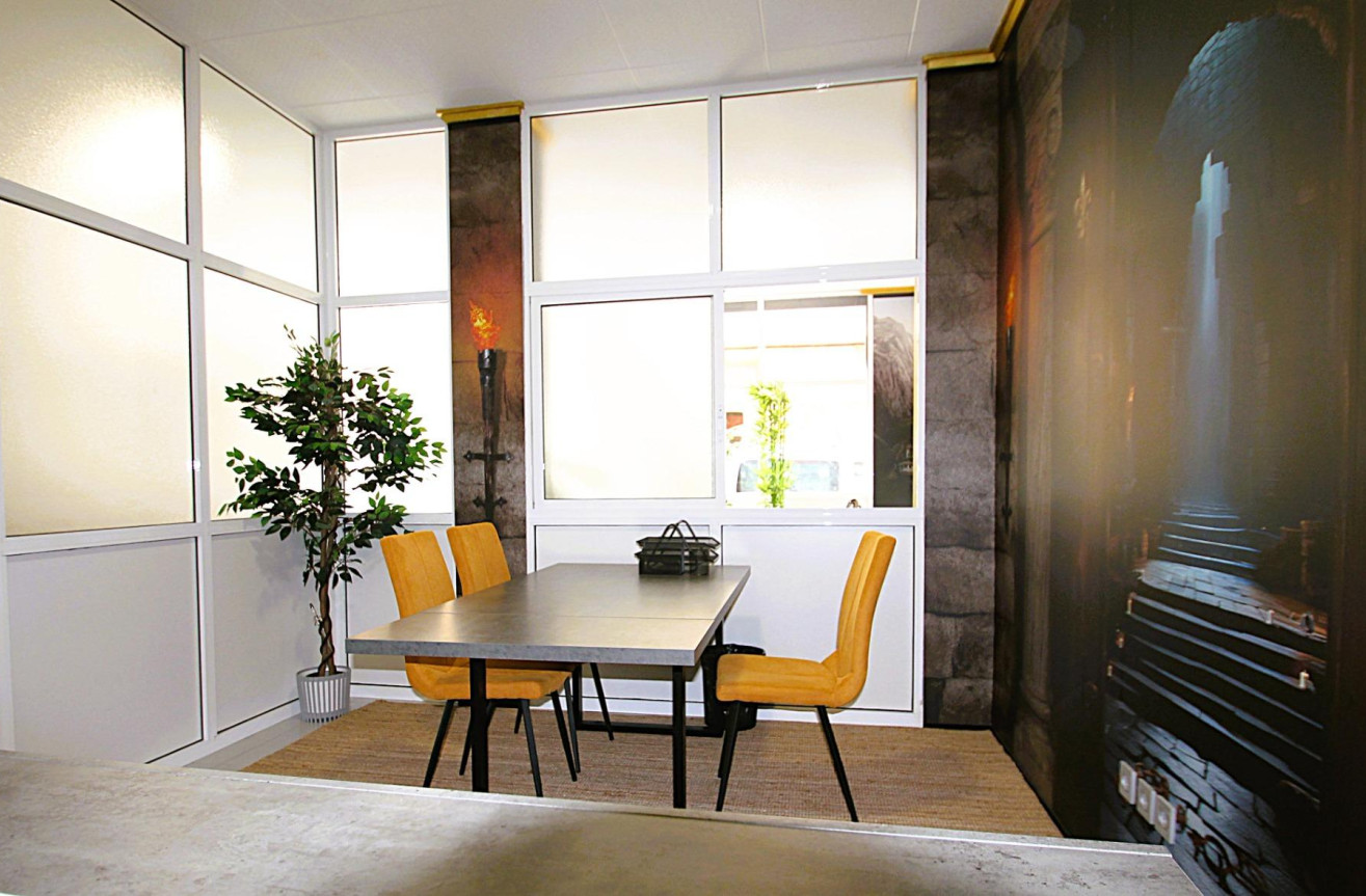 Resale - Commercial - Torrevieja - Las Piscinas Naturales