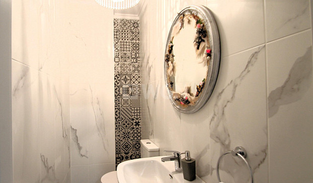 Resale - Commercial - Torrevieja - Las Piscinas Naturales