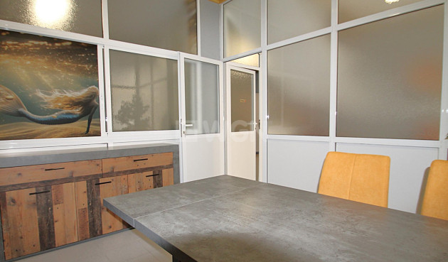 Resale - Commercial - Torrevieja - Las Piscinas Naturales