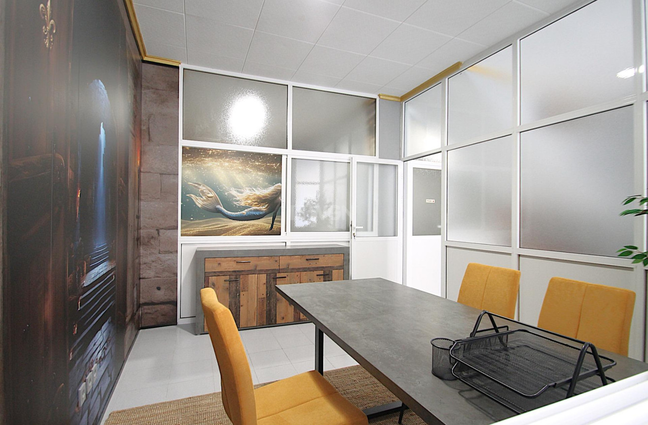 Resale - Commercial - Torrevieja - Las Piscinas Naturales