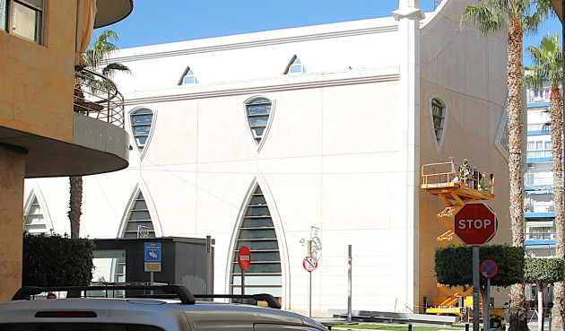 Resale - Commercial - Torrevieja - Las Piscinas Naturales