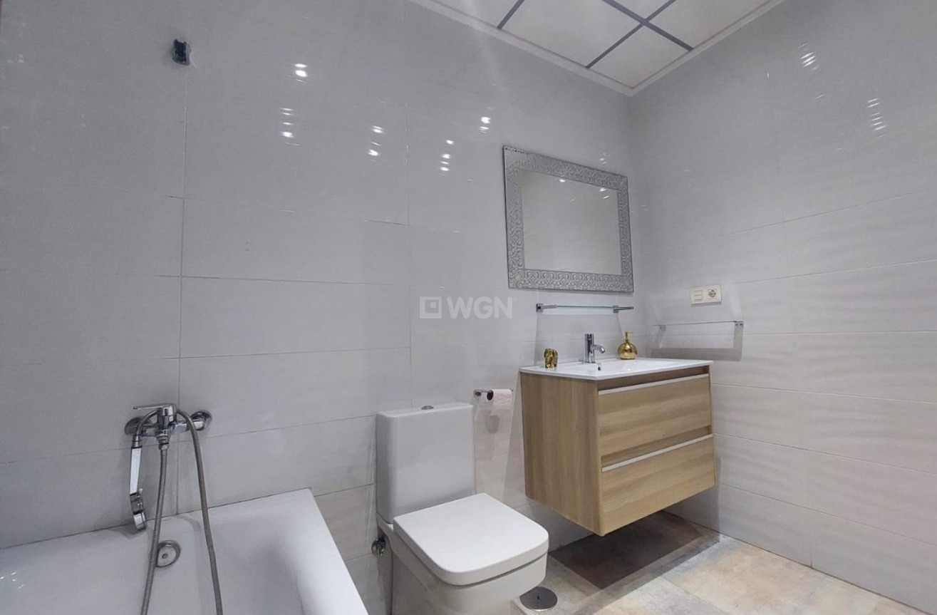 Odsprzedaż - Villa - Pilar de la Horadada - Costa Blanca