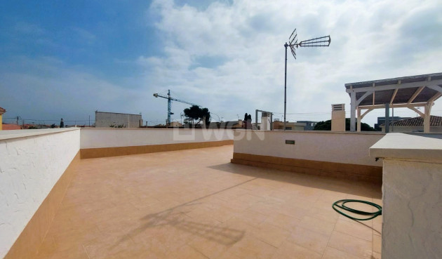 Odsprzedaż - Villa - Pilar de la Horadada - Costa Blanca