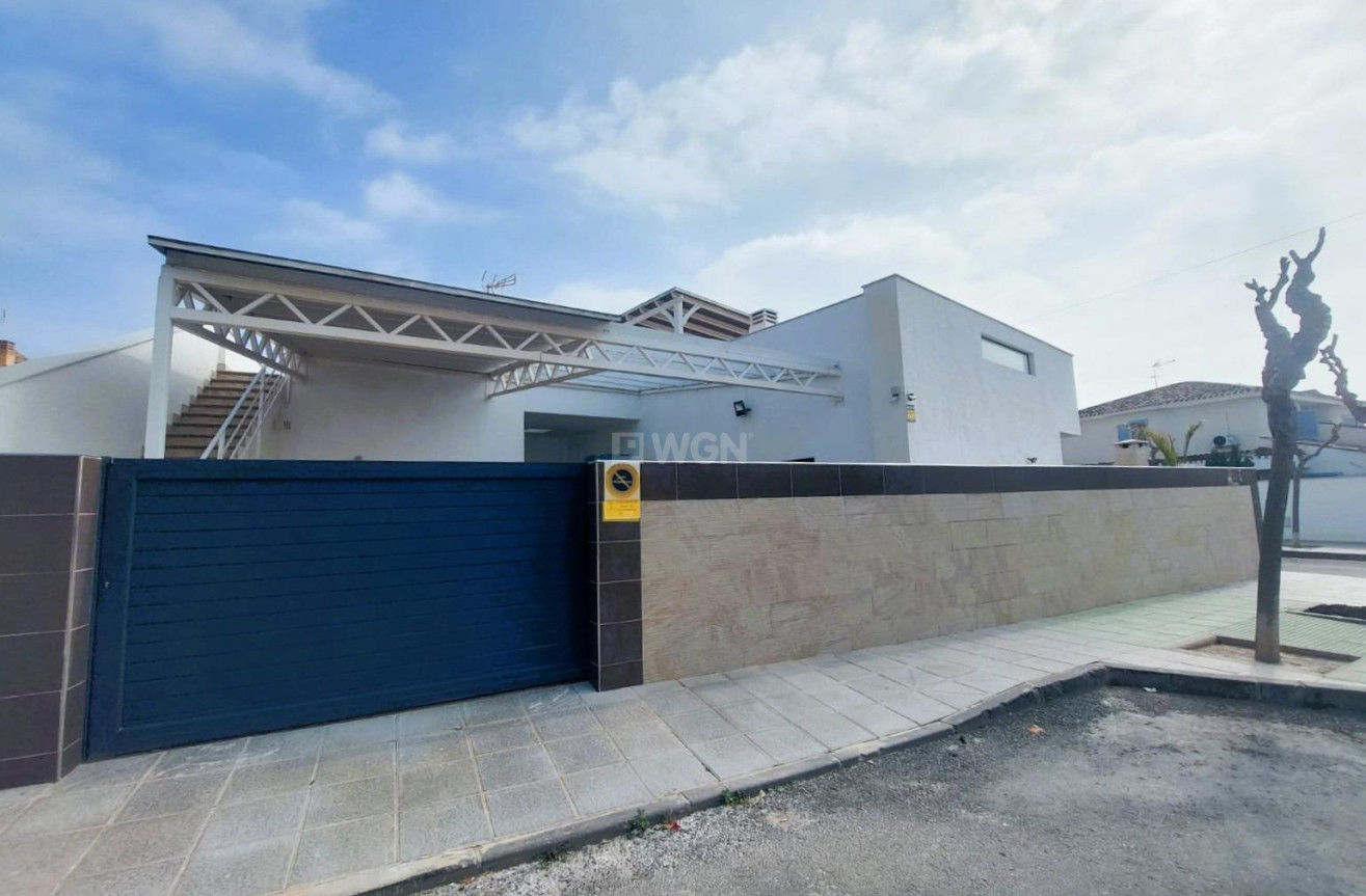 Odsprzedaż - Villa - Pilar de la Horadada - Costa Blanca
