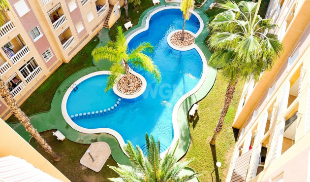 Resale - Apartment / flat - Torrevieja - Costa Blanca