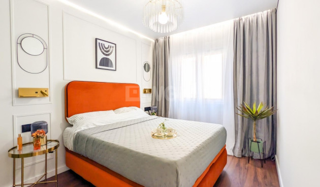 Resale - Apartment / flat - Torrevieja - Costa Blanca