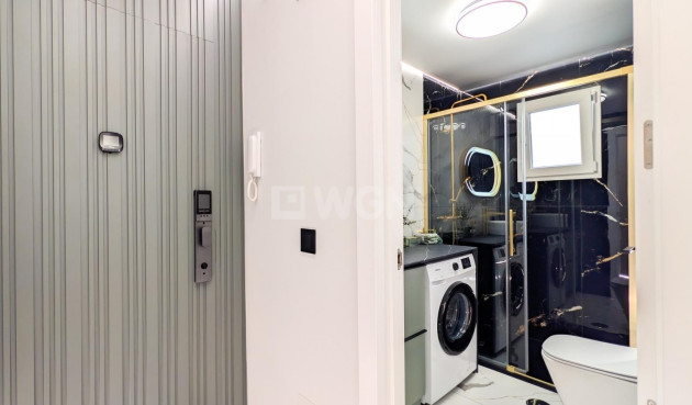 Resale - Apartment / flat - Torrevieja - Costa Blanca