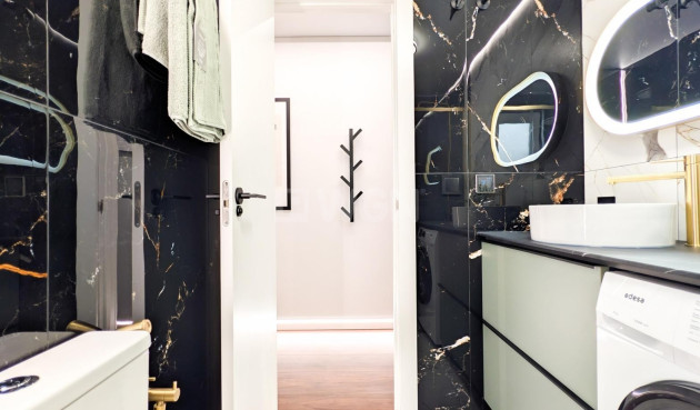 Resale - Apartment / flat - Torrevieja - Costa Blanca