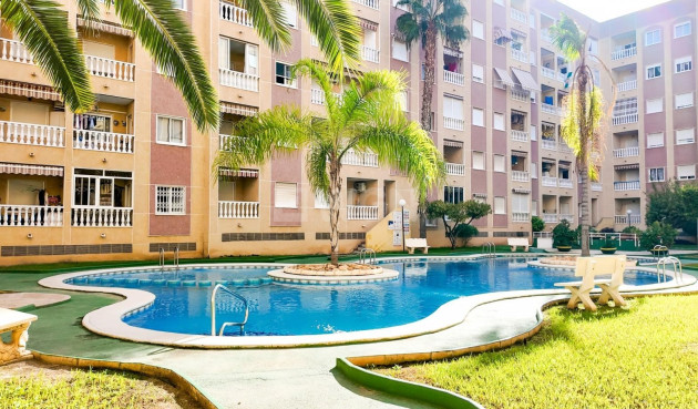 Resale - Apartment / flat - Torrevieja - Costa Blanca