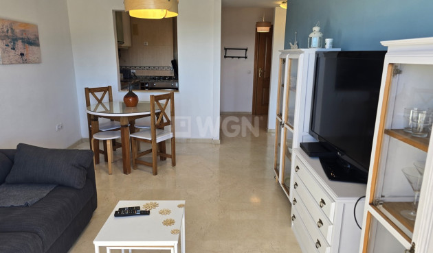 Odsprzedaż - Mieszkanie w bloku - Alcaucín - Inland