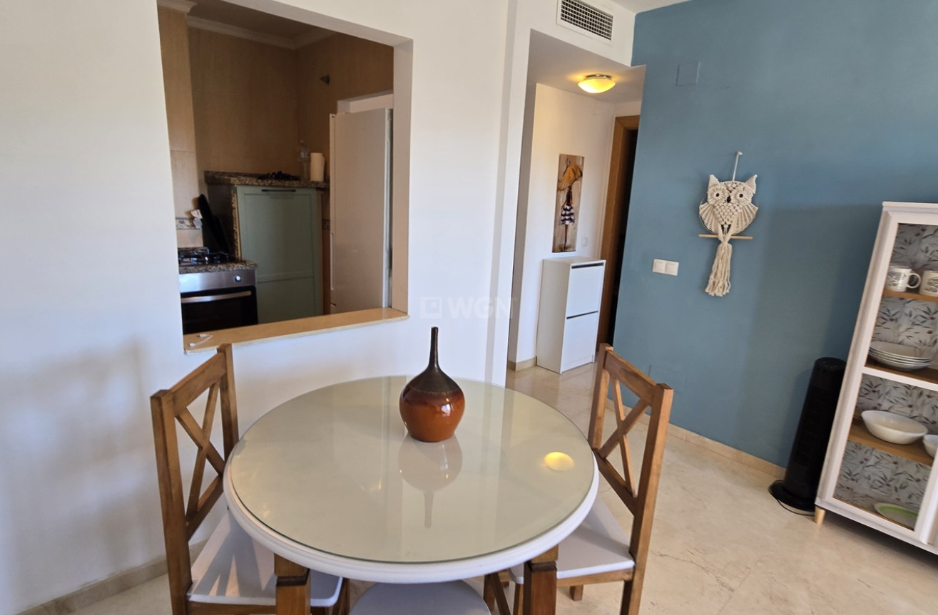 Odsprzedaż - Mieszkanie w bloku - Alcaucín - Inland