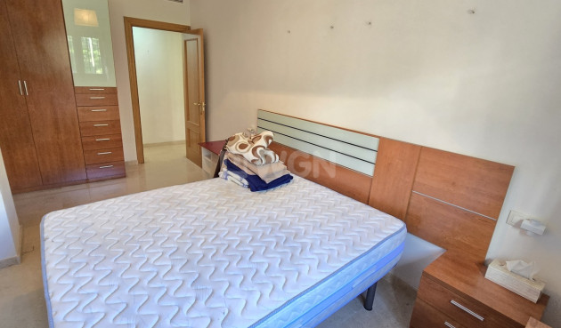 Wiederverkauf - Wohnung - Alcaucín - Inland