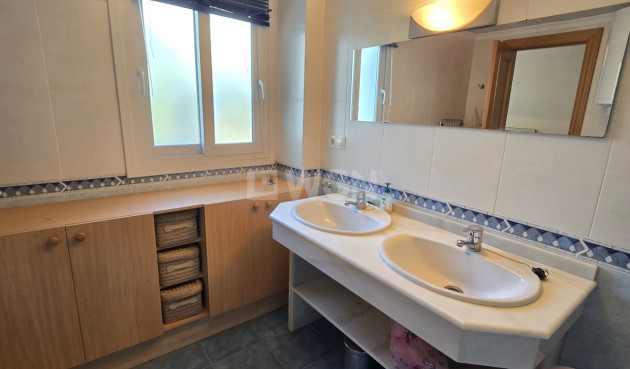 Wiederverkauf - Wohnung - Alcaucín - Inland