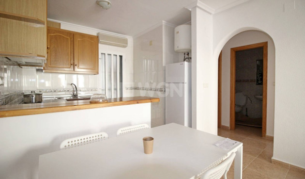 Resale - Bungalow - Orihuela Costa - La Florida