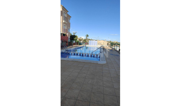 Resale - Bungalow - Orihuela Costa - La Florida