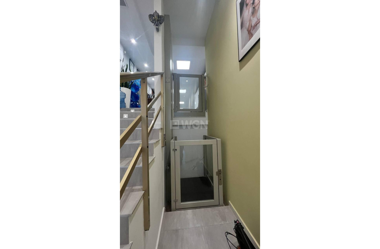 Reventa - Comercial - Torrevieja - Puerto Deportivo