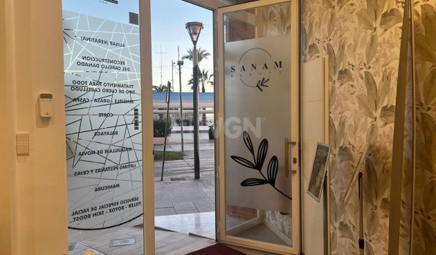 Reventa - Comercial - Torrevieja - Puerto Deportivo