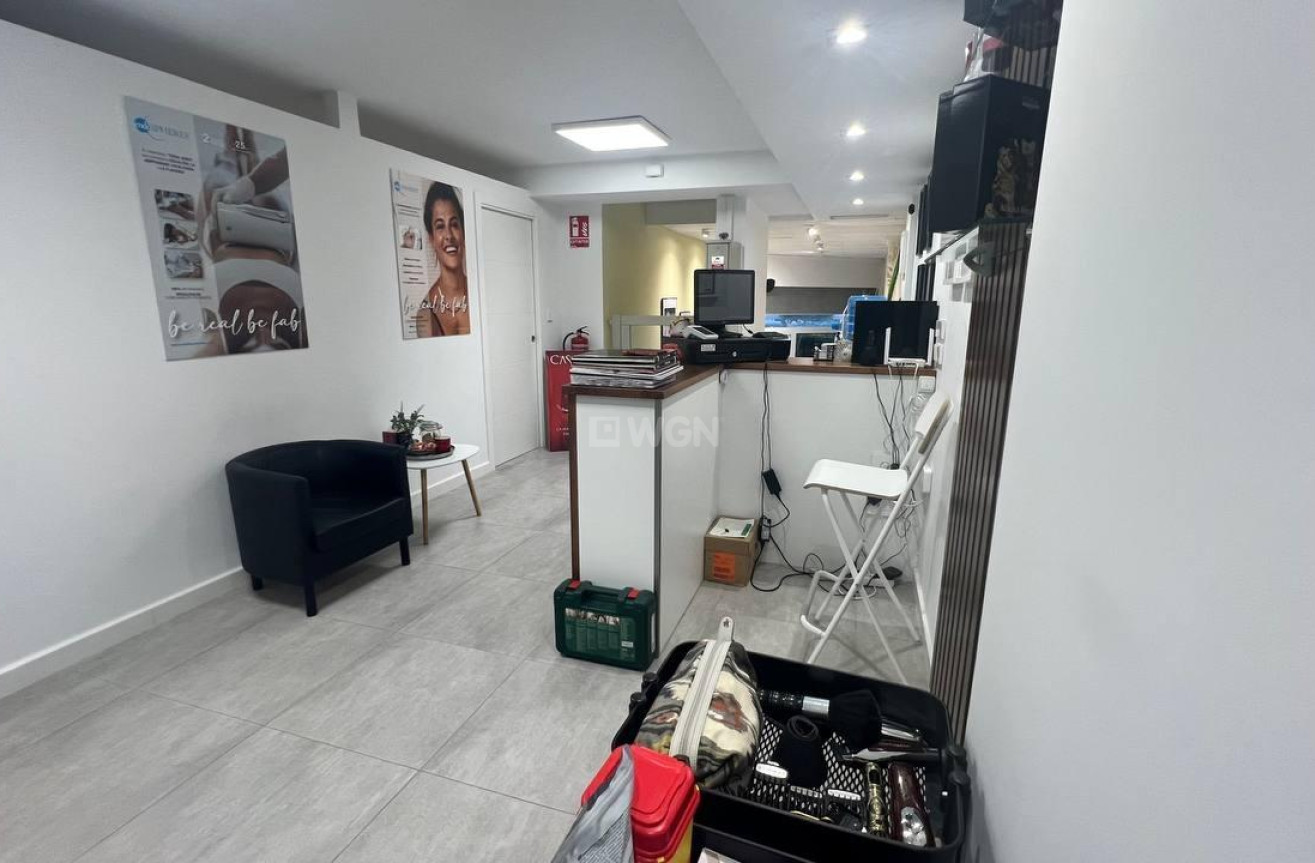 Reventa - Comercial - Torrevieja - Puerto Deportivo