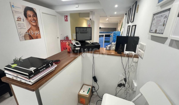 Reventa - Comercial - Torrevieja - Puerto Deportivo