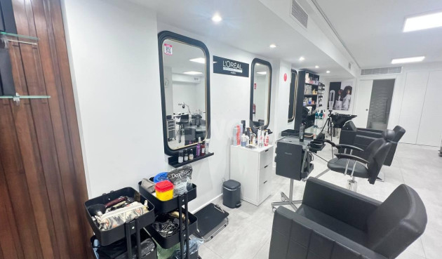 Reventa - Comercial - Torrevieja - Puerto Deportivo