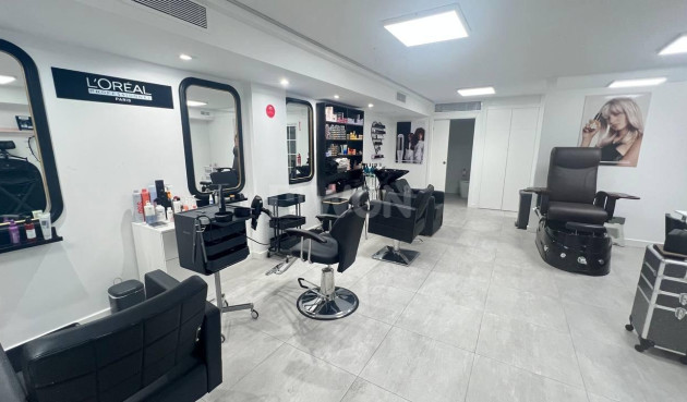 Reventa - Comercial - Torrevieja - Puerto Deportivo