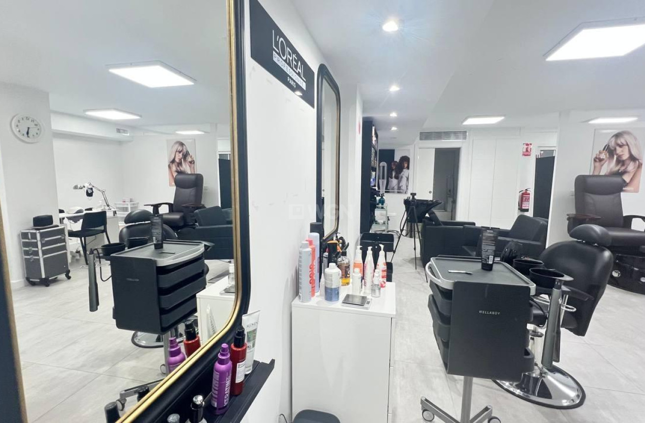 Reventa - Comercial - Torrevieja - Puerto Deportivo