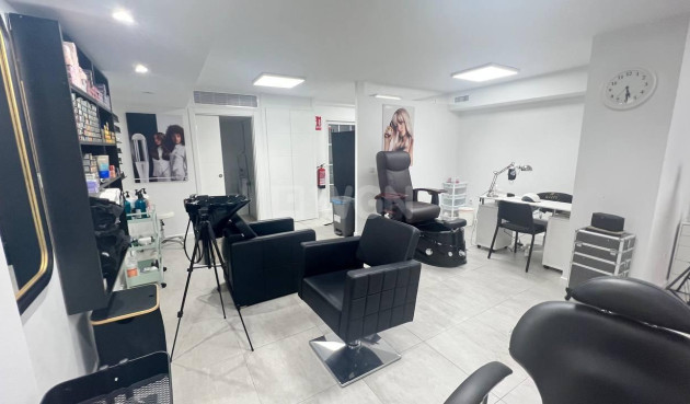 Reventa - Comercial - Torrevieja - Puerto Deportivo