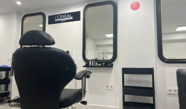 Reventa - Comercial - Torrevieja - Puerto Deportivo