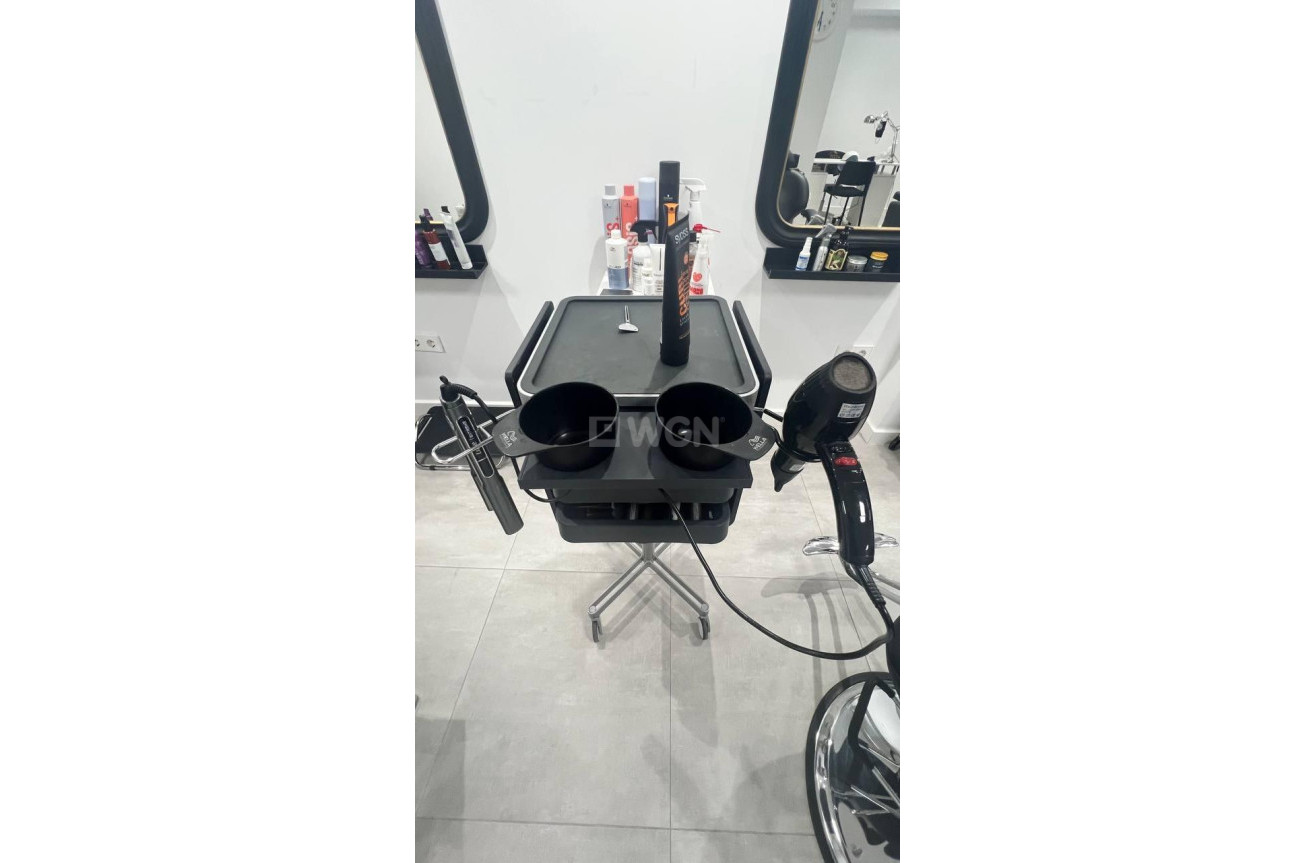 Reventa - Comercial - Torrevieja - Puerto Deportivo