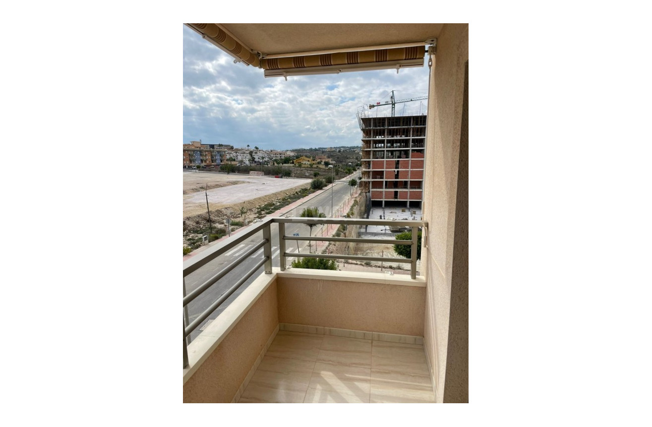 Odsprzedaż - Mieszkanie w bloku - San Miguel de Salinas - Inland