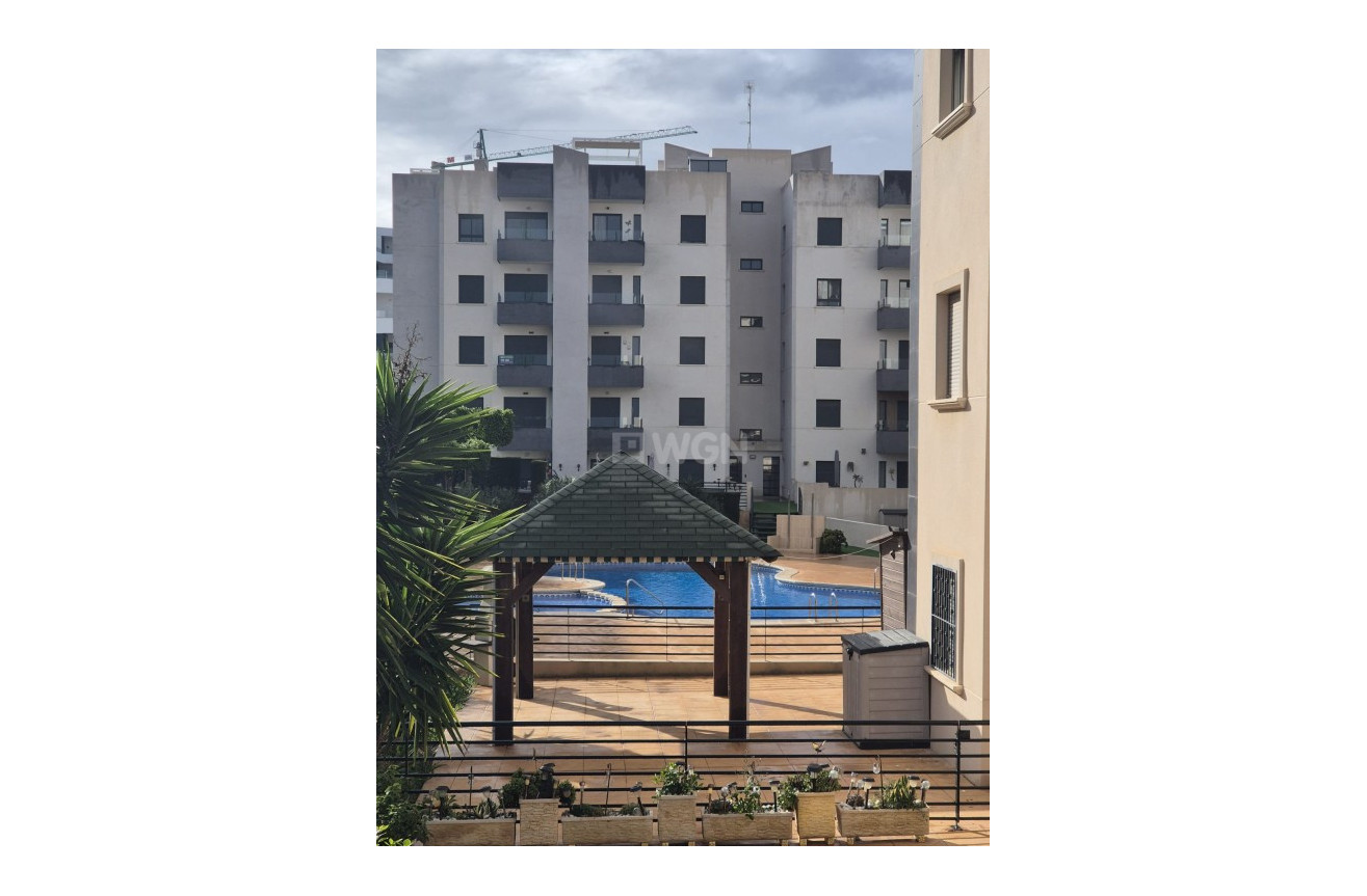 Odsprzedaż - Mieszkanie w bloku - San Miguel de Salinas - Inland