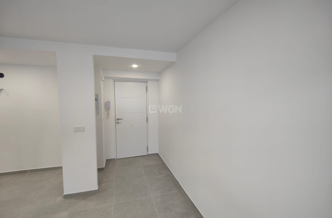 Resale - Apartment / flat - Torrevieja - Costa Blanca