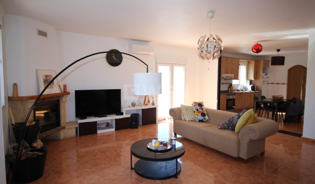 Reventa - Villa - Fortuna - Inland