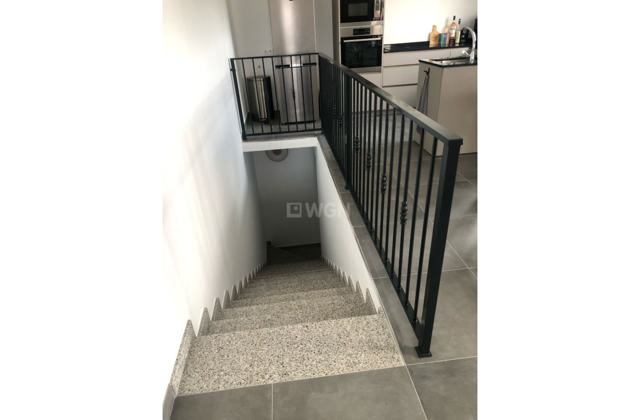 Reventa - Villa - Pinoso - Inland