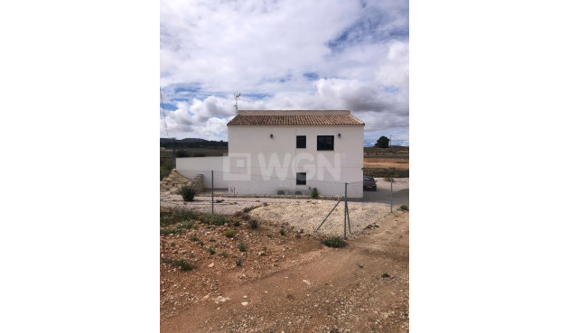 Reventa - Villa - Pinoso - Inland