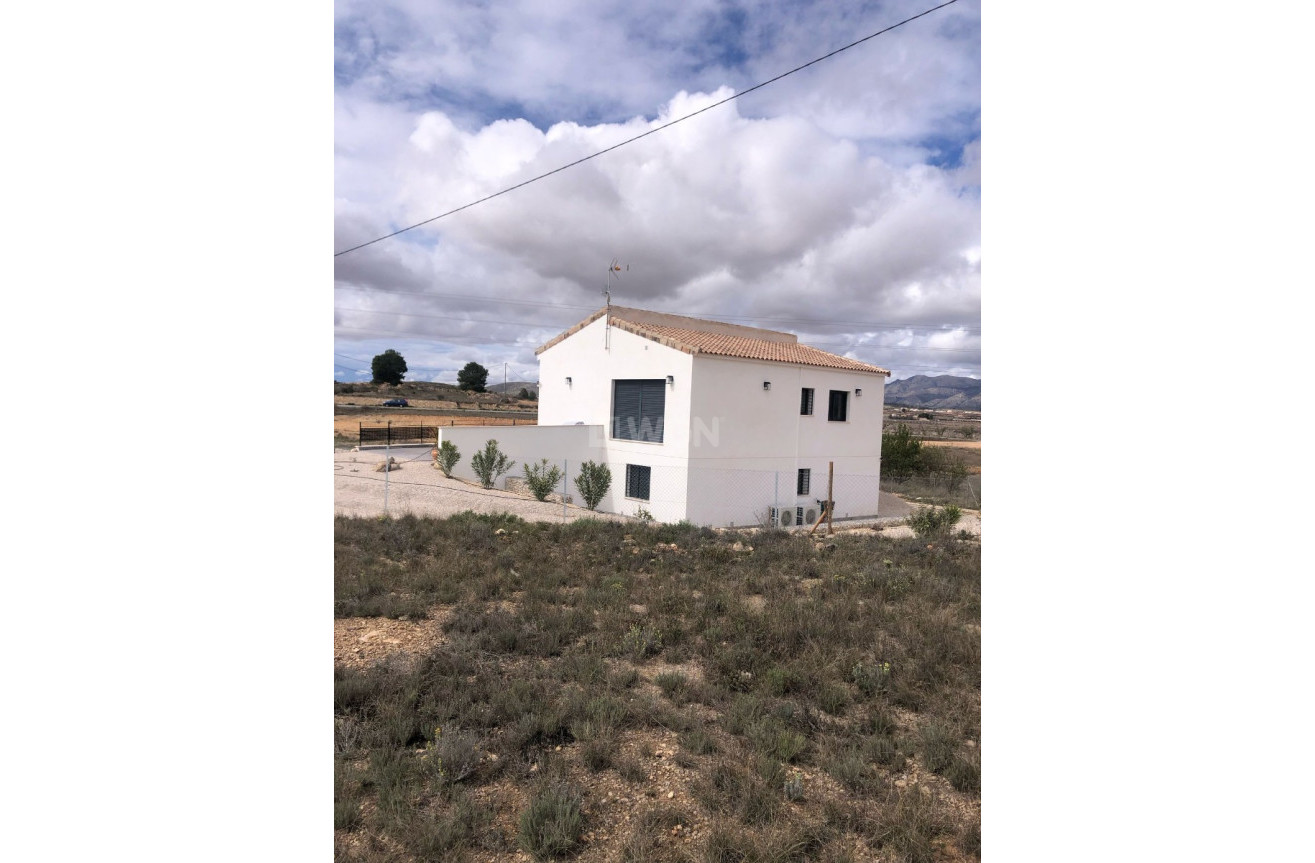 Reventa - Villa - Pinoso - Inland