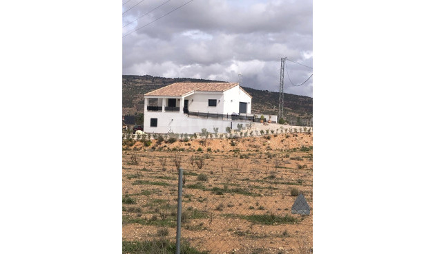 Reventa - Villa - Pinoso - Inland