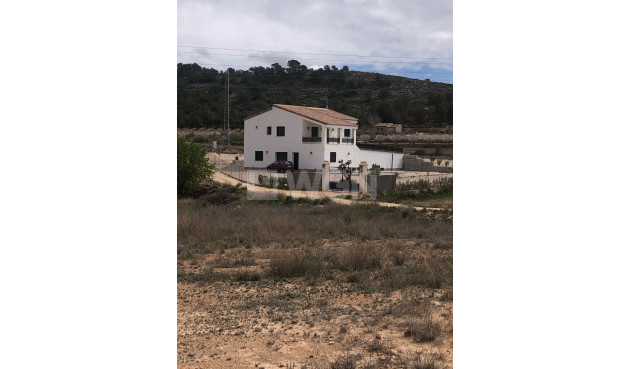 Reventa - Villa - Pinoso - Inland